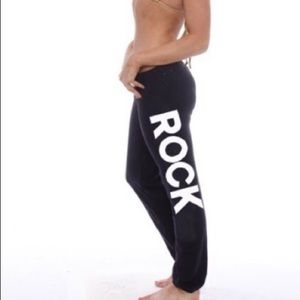 Aviator Nation ROCK sweatpants!